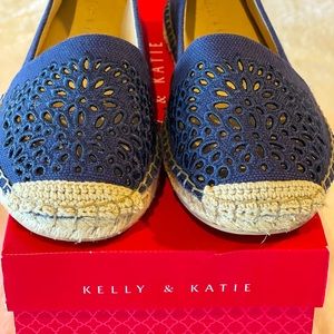 KELLIE AND KATIE - Blue Espadrilles Size 8